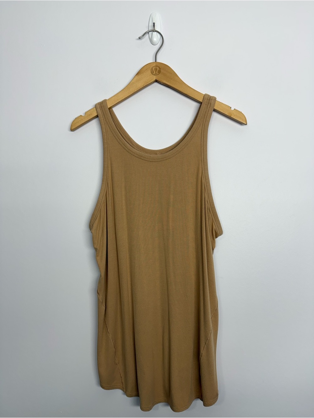 86: Lululemon Hold Tight Thin Strap Racerback Tank Top Beige Size 12? 20.5” PTP